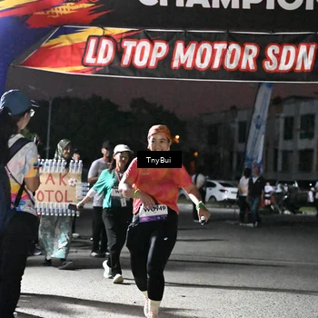 Runner Photo 7691786
