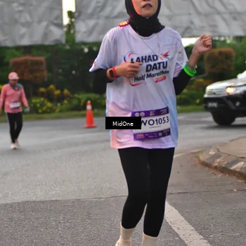 Runner Photo 7691795