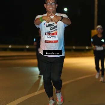 Runner Photo 7691801