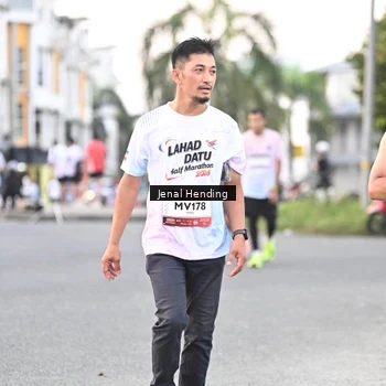Runner Photo 7691803