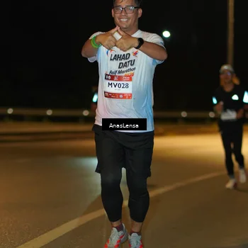 Runner Photo 7691804