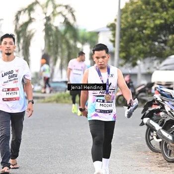 Runner Photo 7691805