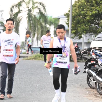 Runner Photo 7691810