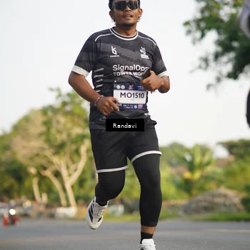 Runner Photo 7691822