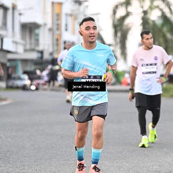 Runner Photo 7691851