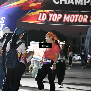 Runner Photo 7691865