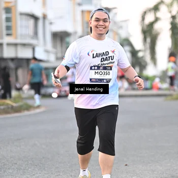 Runner Photo 7691874