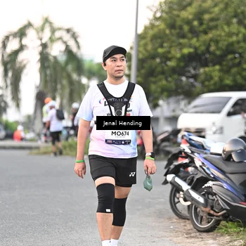 Runner Photo 7691880