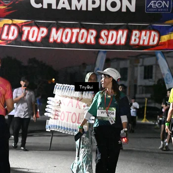 Runner Photo 7691911