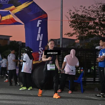 Runner Photo 7691925