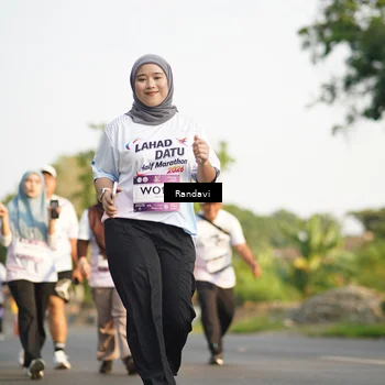 Runner Photo 7691936