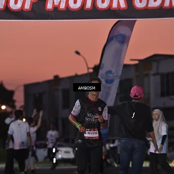 Runner Photo 7691942