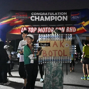 Runner Photo 7691943
