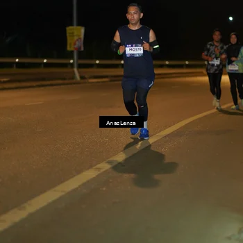 Runner Photo 7691949