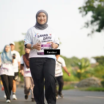 Runner Photo 7691950