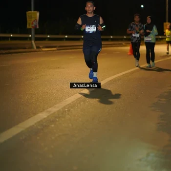 Runner Photo 7691951