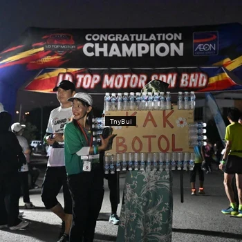 Runner Photo 7691953