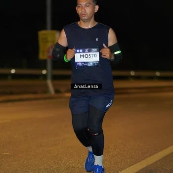 Runner Photo 7691956
