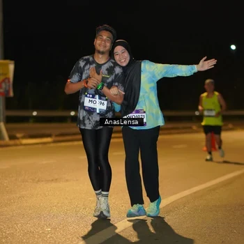 Runner Photo 7691969