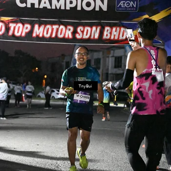 Runner Photo 7691987