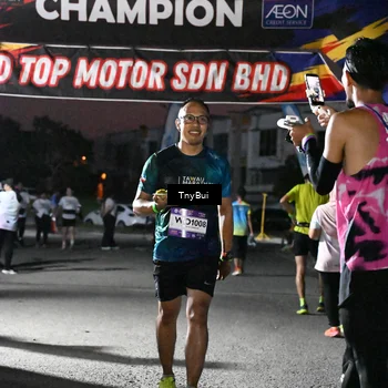 Runner Photo 7692000