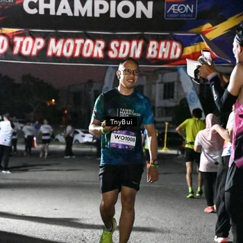 Runner Photo 7692033