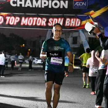Runner Photo 7692034