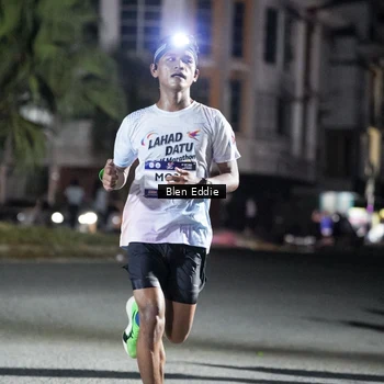 Runner Photo 7692049