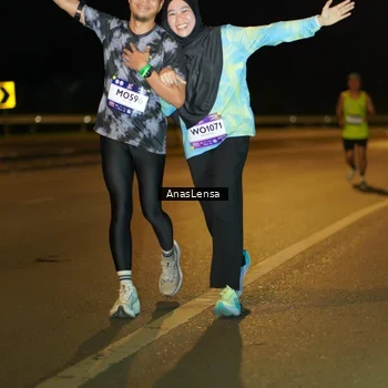 Runner Photo 7692062