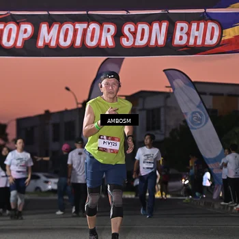 Runner Photo 7692069