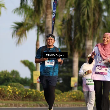 Runner Photo 7692071