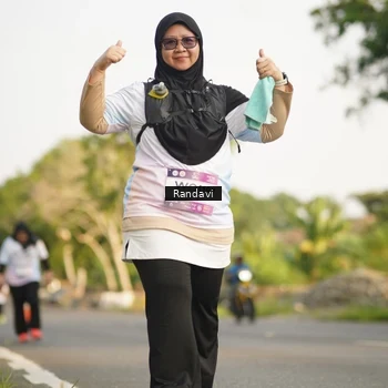 Runner Photo 7692076