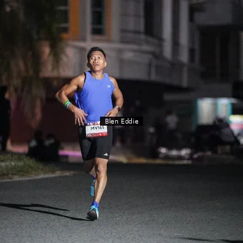Runner Photo 7692108