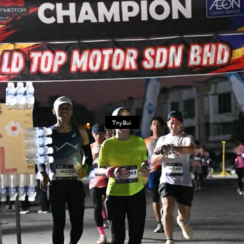 Runner Photo 7692116