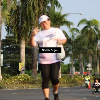 Runner Photo 7692118