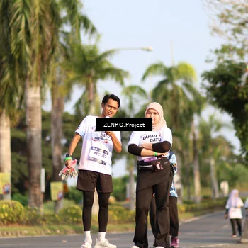 Runner Photo 7692120