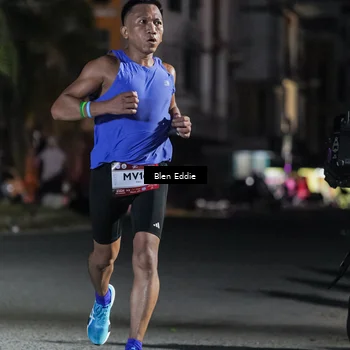 Runner Photo 7692137