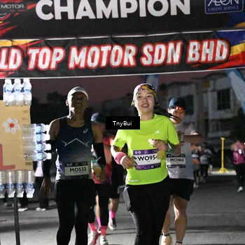 Runner Photo 7692141