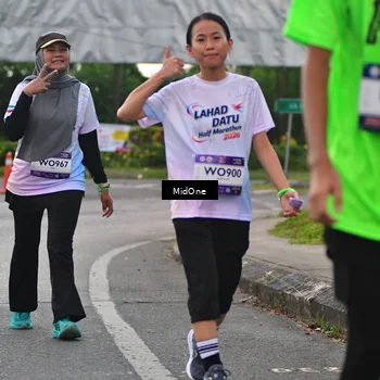 Runner Photo 7692153