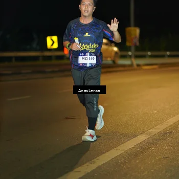 Runner Photo 7692159