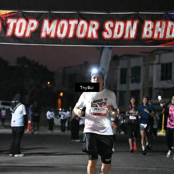 Runner Photo 7692171