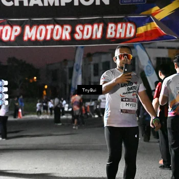 Runner Photo 7692178