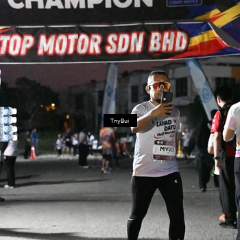 Runner Photo 7692181