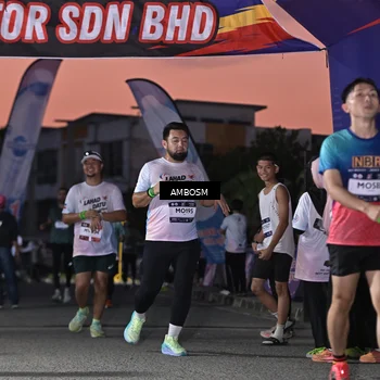 Runner Photo 7692187