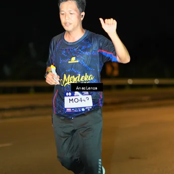 Runner Photo 7692198
