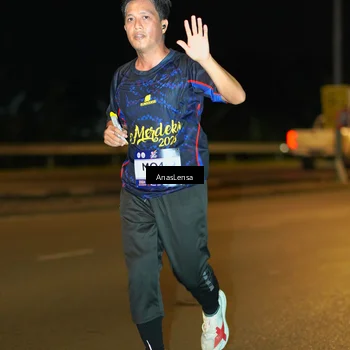 Runner Photo 7692202