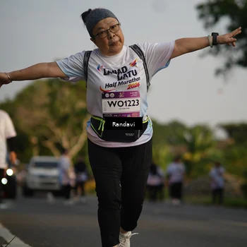 Runner Photo 7692216