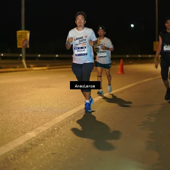 Runner Photo 7692239
