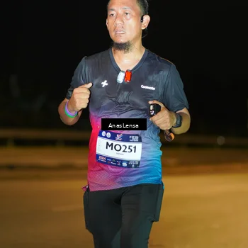 Runner Photo 7692244