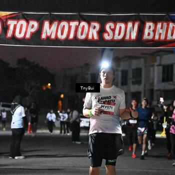 Runner Photo 7692246